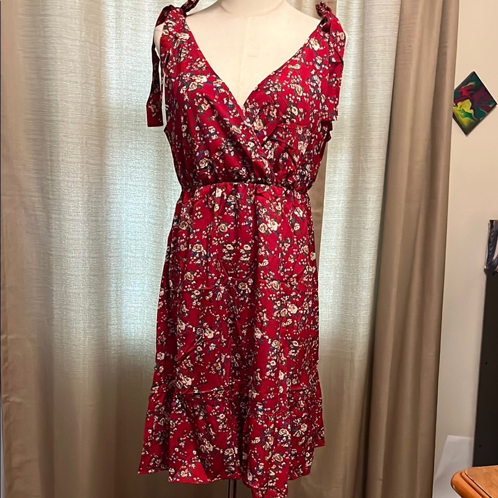 Red and White Floral Tie Shoulder Wrap Top Mini Sundress Womens Large NWOT